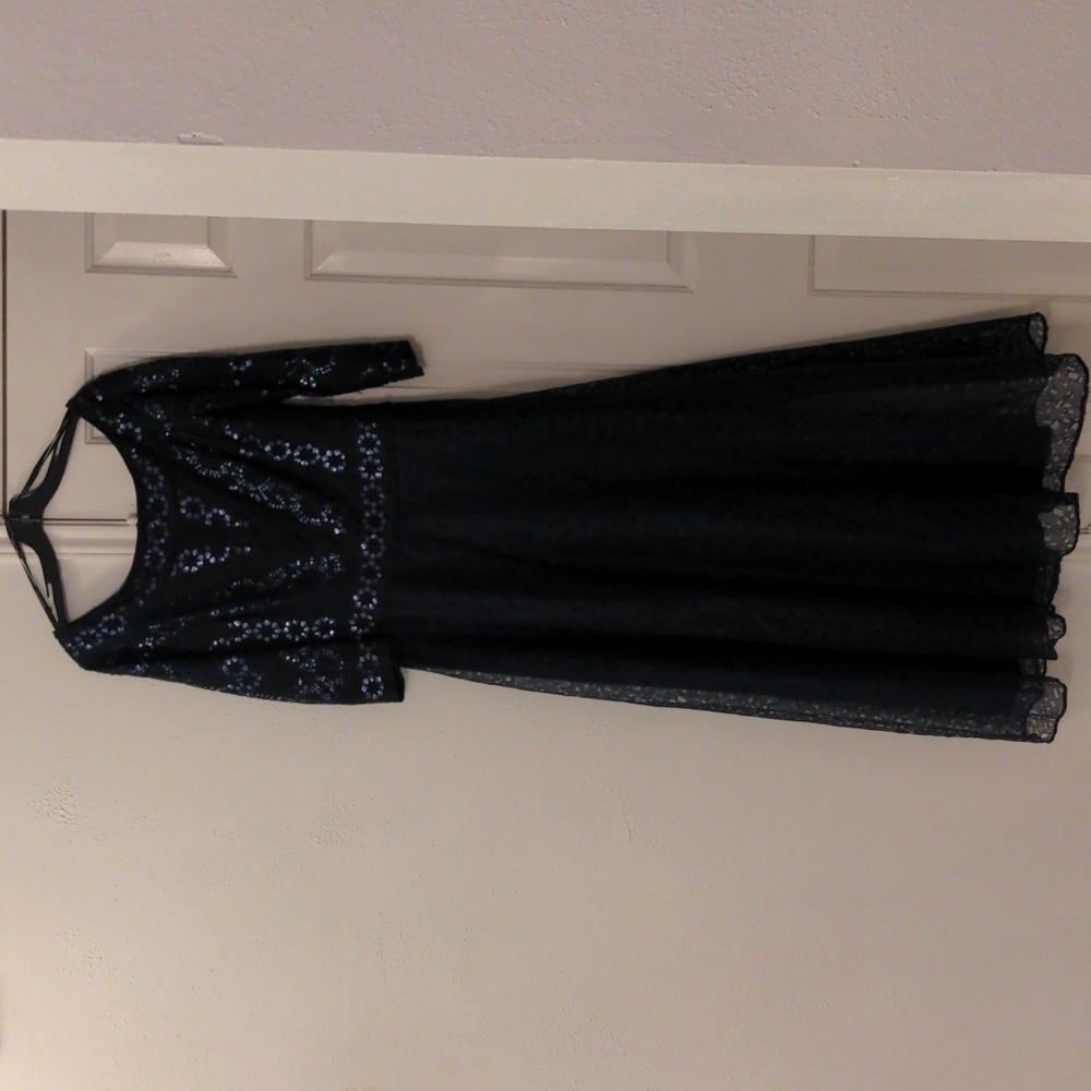 Formal Gown - Picture 2 of 5